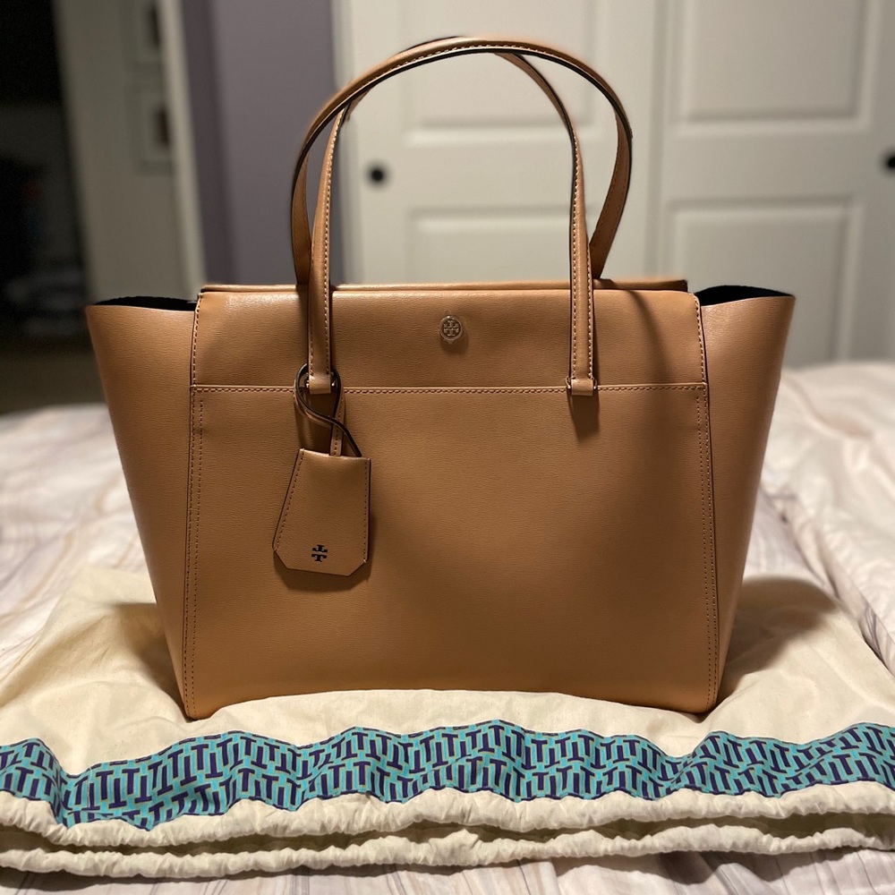 Tory Burch Parker Tote in Cardamom/Navy NWT